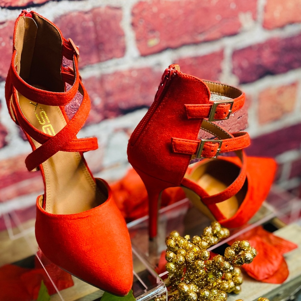 Red Heels - Picture 2 of 4